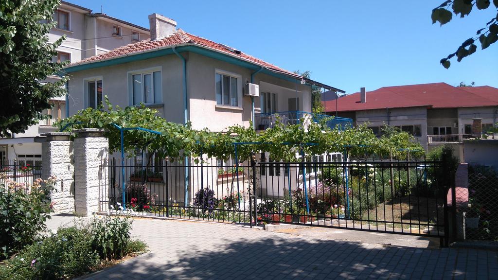 Песента На Морето Obzor Exterior foto